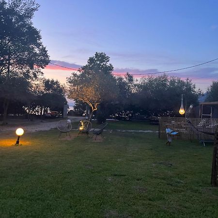 Manna Gea Glamping Domes Hotel Vónitsa Ngoại thất bức ảnh